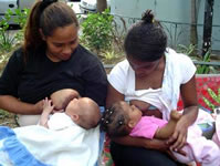 Na semana do aleitamento materno, Embu comemora crescimento do número de mães qu