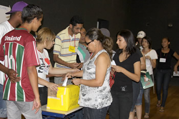 Conselheiros do cursinho pré-universitário são escolhidos em plenária