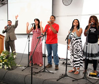 Culto evangélico homenageia Prefeito e vereadores