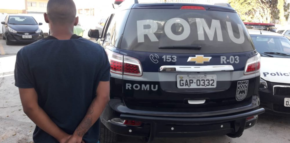 Romu prende homem por tráfico de drogas