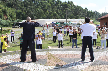 Feira de Saúde mobiliza servidores e orienta moradores