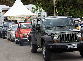 Embu realiza etapa do Campeonato de Rally de Regularidade