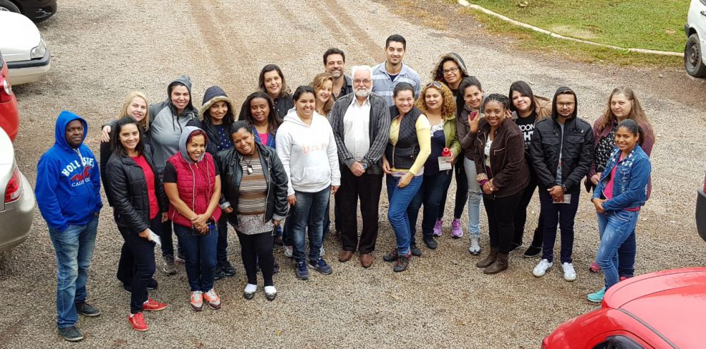 Educadores visitam aterro sanitário municipal