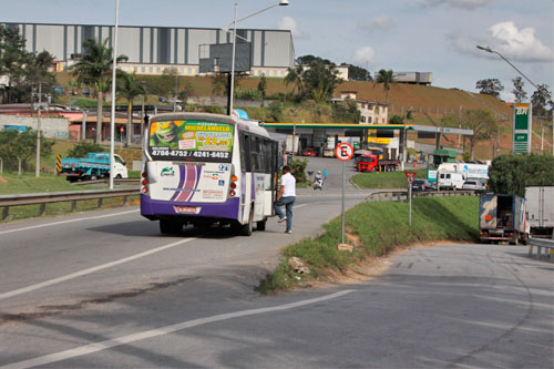 Prefeitura muda itinerários dos ônibus e dá mais proteção aos usuários