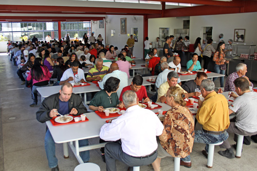 Restaurante Popular comemora 3 anos