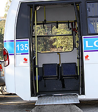 Transporte público municipal tem novo veículo adaptado para deficientes físicos