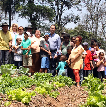 Horta comunitária: embrião da feira de orgânicos