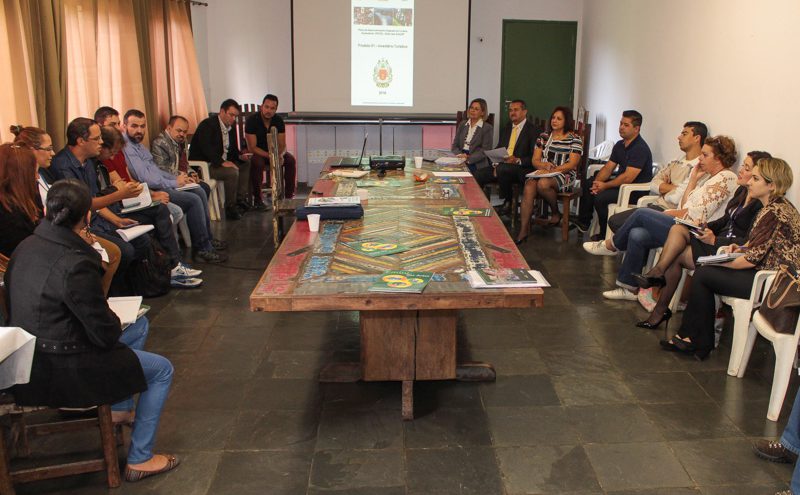 Embu das Artes realiza reuniões para estruturar turismo regional