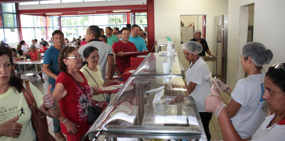 Restaurante Popular serve escondidinho mineiro no “Almoço Especial”