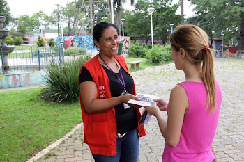 Equipes de saúde mobilizam moradores contra a dengue