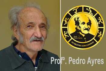 Ex-alunos homenageiam professor Pedro Ayres