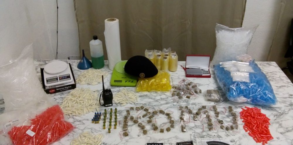 Guarda Civil fecha refinaria de drogas na Vila Bonfim