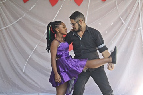 Cultura promove dança celebrando o Dia dos Namorados