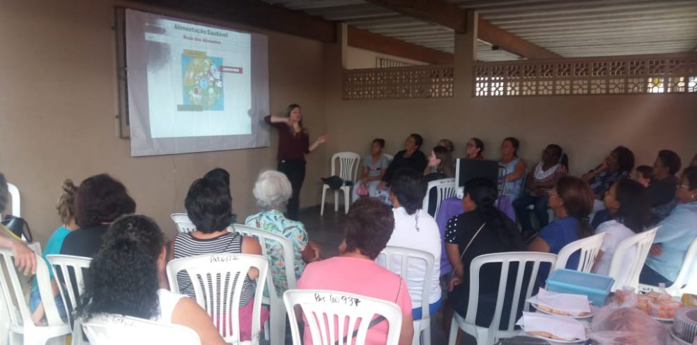 Desenvolvimento Social realiza encontro no Pinheirinho