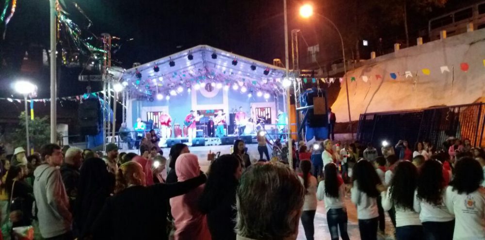 Festa de Santa Cruz anima público com diversidade de cultura popular