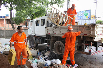 Mutirão de limpeza pública retira mais de 40 caminhões de lixo