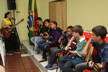 Centro de Convivência para crianças e adolescentes no Vista Alegre