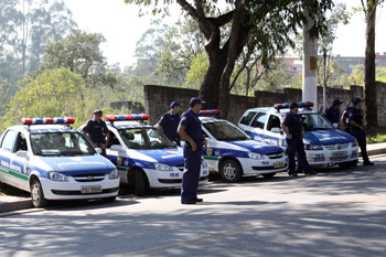 GCM faz flagrante de tráfico de drogas e apreensão de menores