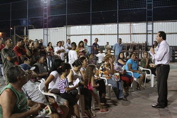 Prefeito participa de reunião na comunidade do Jardim Emílio Carlos/Irene