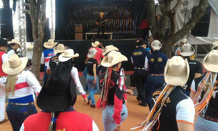 Grupo de dança Louisiana Country se apresenta no domingo