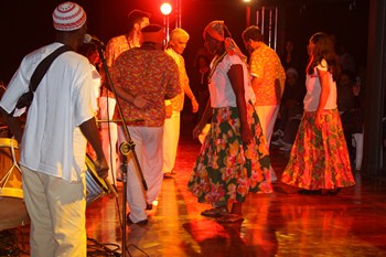 Festa da padroeira no Largo dos Jesuítas, em 9/10