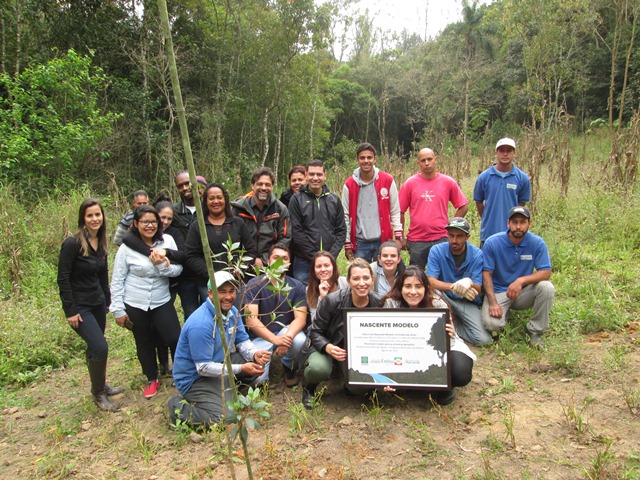 Colaboradores da Coopermape visitam nascente modelo