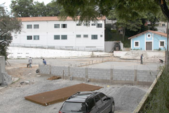 Revitalização da praça do Memorial Sakai