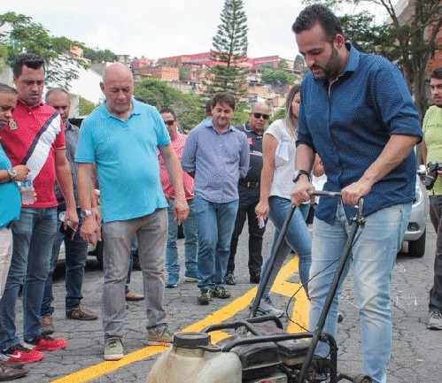 “Prefeito no seu bairro – Mais Asfalto” atende ao Jd. Flórida no próximo sábado, 24/2