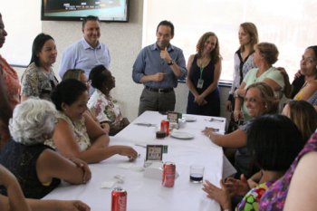 Prefeito participa de almoço de confraternização