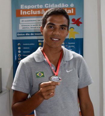 Tiago Fonseca tem Melhor Marca Pessoal no Atletismo