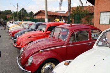 Exposição de Fuscas e carros antigos