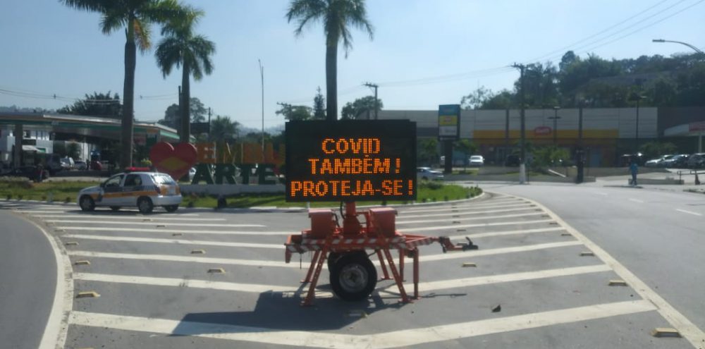 Campanha visa alertar motoristas no centro da cidade
