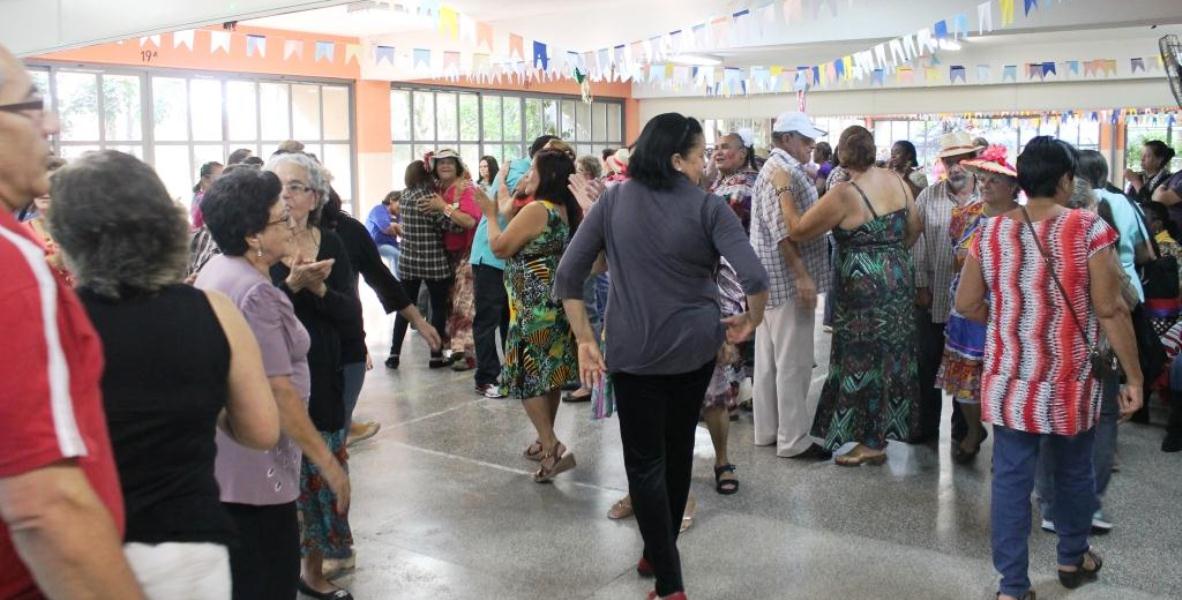 Dia 1/7 tem Festa Julina no 'Baile da Terceira Idade'