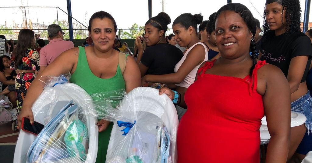 Prefeitura entrega mais de 600 kits bebê a gestantes